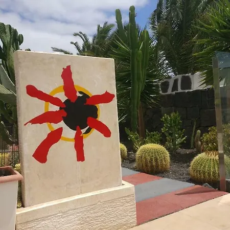 Playa Blanca ,casa Sofia فيلة